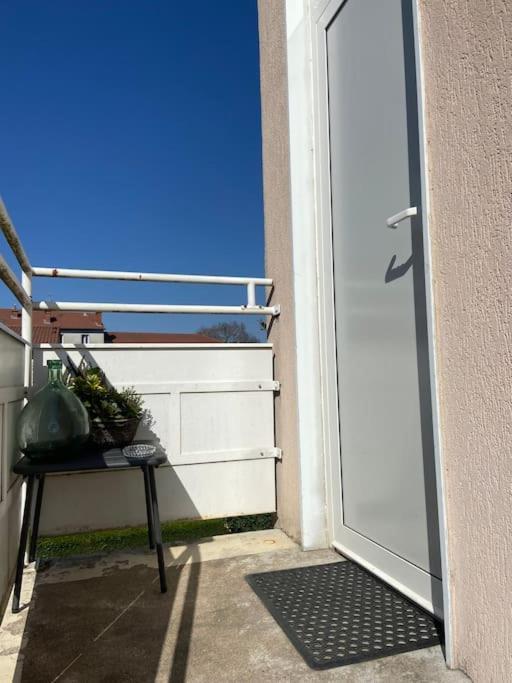 Appartement T2 Proche De La Gare Bourg En Bresse Kültér fotó